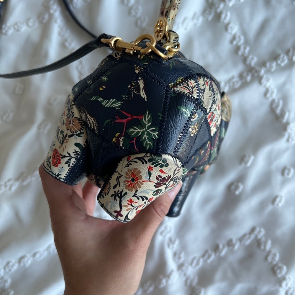 Rare Tory Burch Peggy the Pig Navy Patchwork Mini Bag​​ - Picture 5 of 9